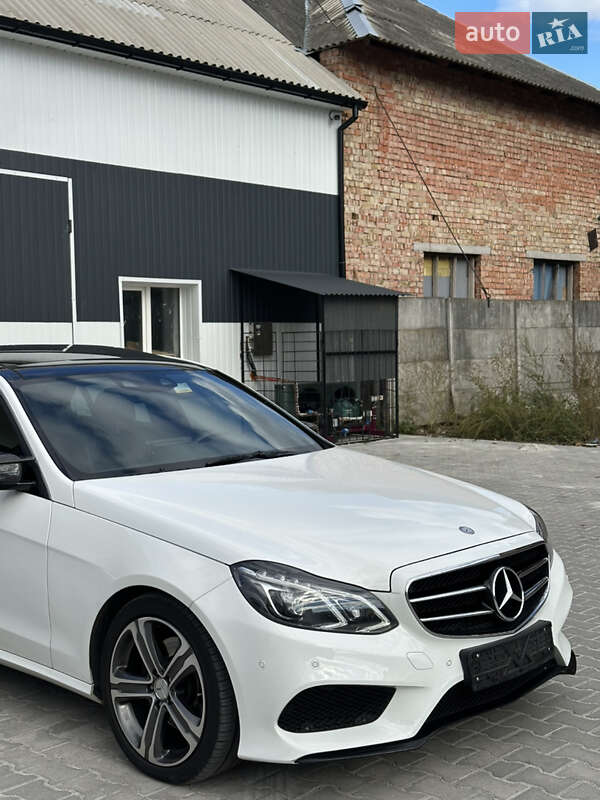 Седан Mercedes-Benz E-Class 2013 в Коломые