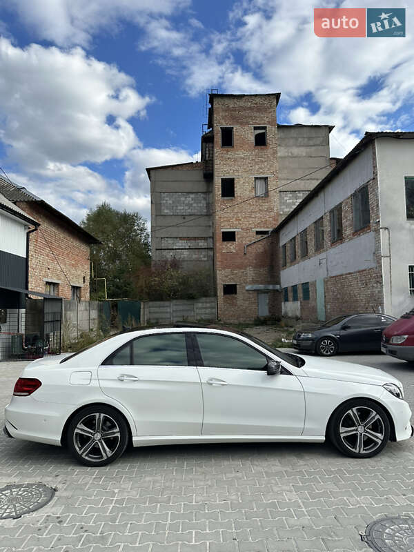 Седан Mercedes-Benz E-Class 2013 в Коломые