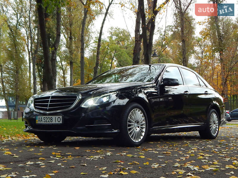 Седан Mercedes-Benz E-Class 2013 в Києві