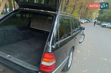 Універсал Mercedes-Benz E-Class 1994 в  фото 18 Універсал Mercedes-Benz E-Class 1994 в