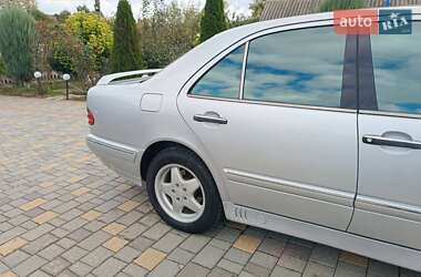 Седан Mercedes-Benz E-Class 1995 в 