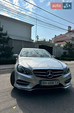 Седан Mercedes-Benz E-Class 2011 в 