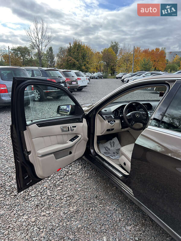 Седан Mercedes-Benz E-Class 2013 в Черкассах фото 10 Седан Mercedes-Benz E-Class 2013 в Черкассах