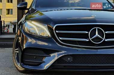 Седан Mercedes-Benz E-Class 2020 в 