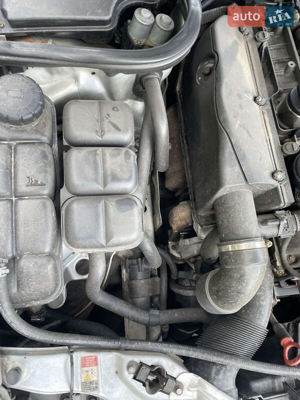 Седан Mercedes-Benz E-Class 2001 в Сокалі фото 16 Седан Mercedes-Benz E-Class 2001 в Сокалі