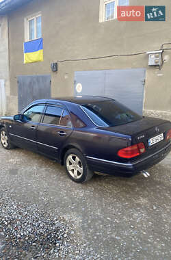 Седан Mercedes-Benz E-Class 1998 в 