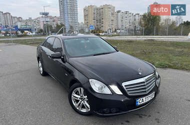 Седан Mercedes-Benz E-Class 2009 в Киеве