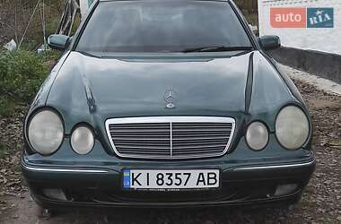 Седан Mercedes-Benz E-Class 2000 в 