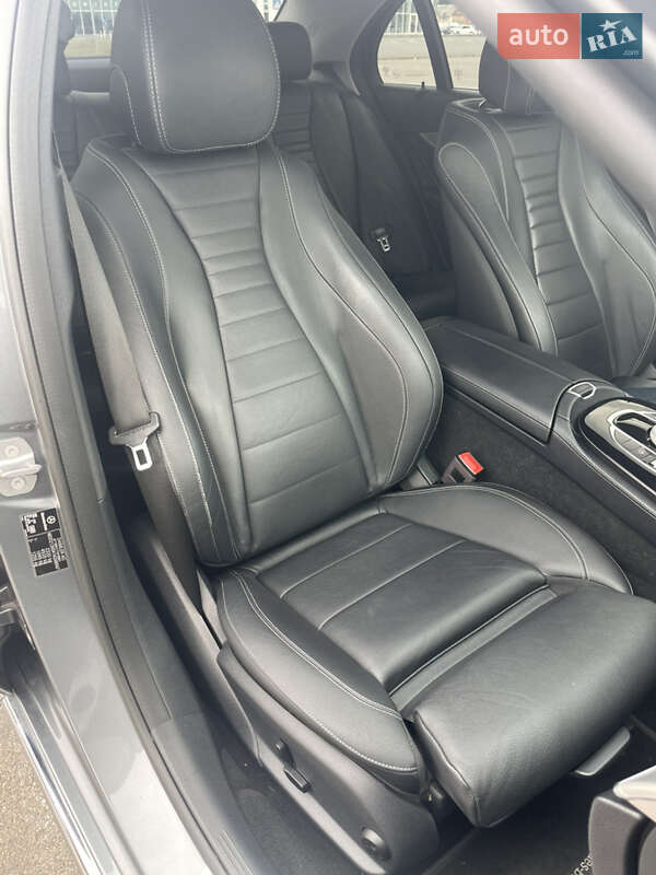 Седан Mercedes-Benz E-Class 2017 в Києві фото 14 Седан Mercedes-Benz E-Class 2017 в Києві