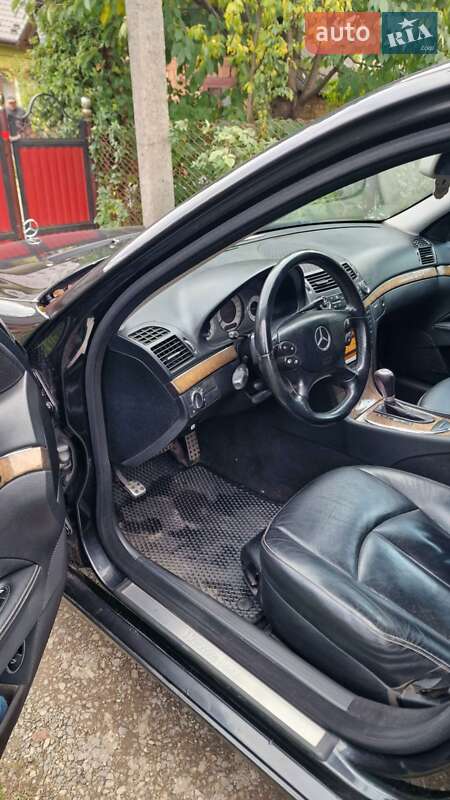 Седан Mercedes-Benz E-Class 2009 в Черновцах