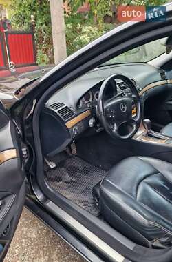 Седан Mercedes-Benz E-Class 2009 в 
