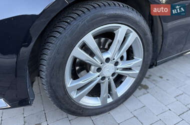 Седан Mercedes-Benz E-Class 2015 в 