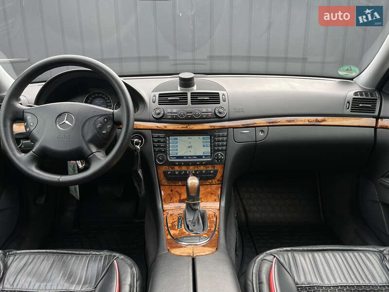 Седан Mercedes-Benz E-Class 2005 в Луцке