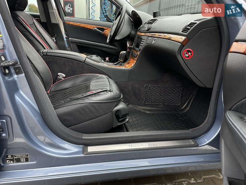 Седан Mercedes-Benz E-Class 2005 в Луцке