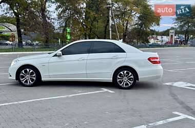 Седан Mercedes-Benz E-Class 2011 в 