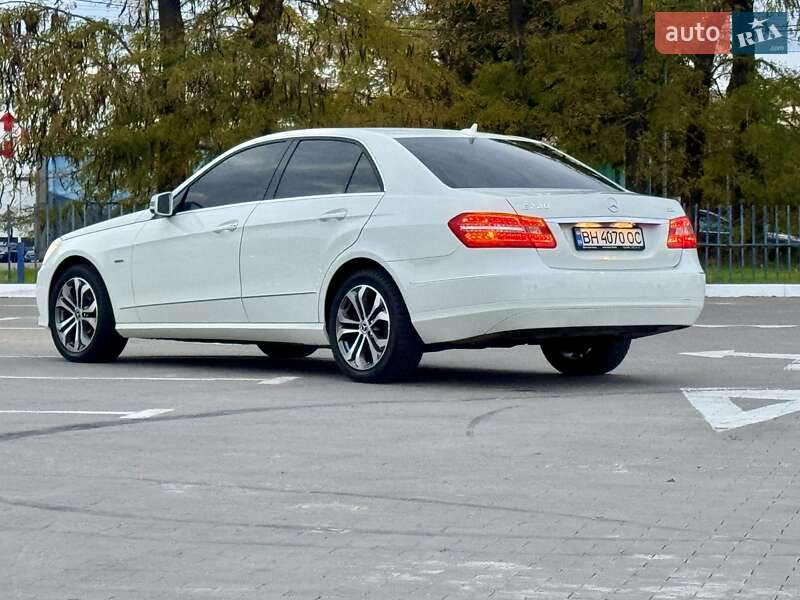 Седан Mercedes-Benz E-Class 2011 в Одессе