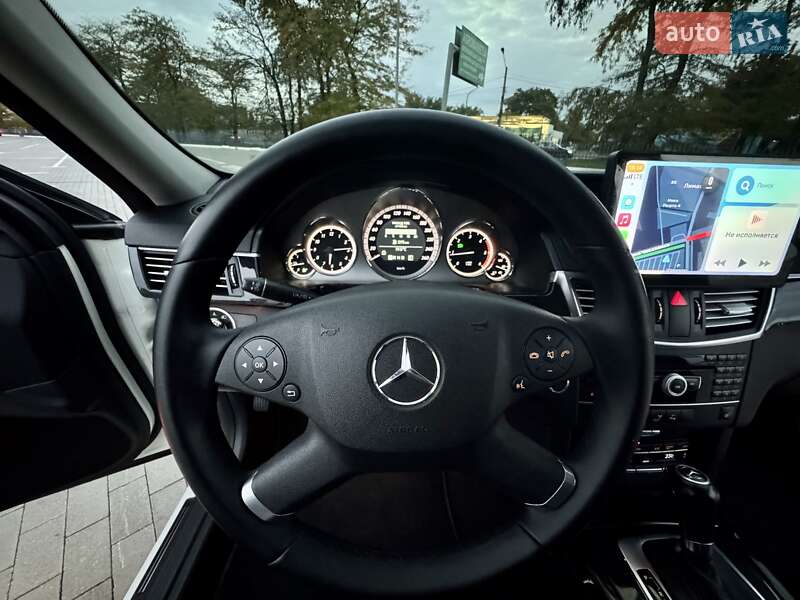 Седан Mercedes-Benz E-Class 2011 в Одессе