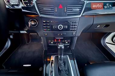 Седан Mercedes-Benz E-Class 2011 в 