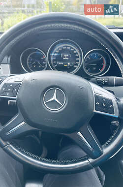 Седан Mercedes-Benz E-Class 2016 в 