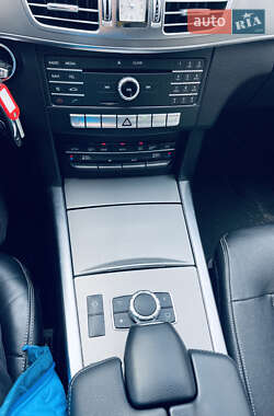 Седан Mercedes-Benz E-Class 2016 в 