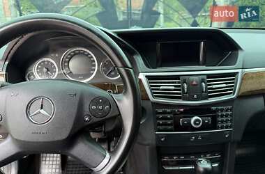 Седан Mercedes-Benz E-Class 2009 в 