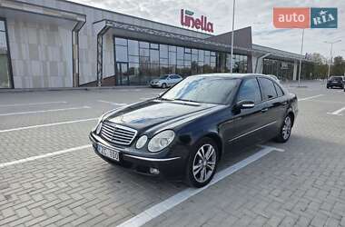 Седан Mercedes-Benz E-Class 2004 в Могилів-Подільському