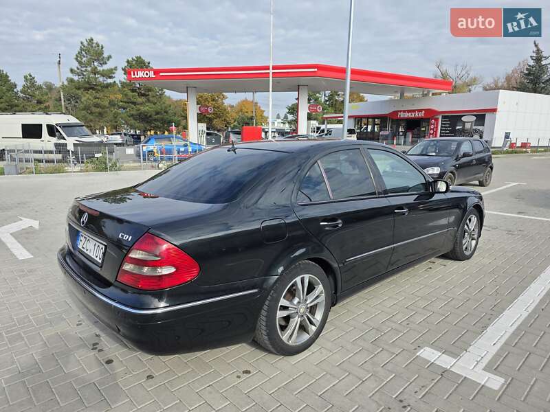 Седан Mercedes-Benz E-Class 2004 в Могилев-Подольске фото 9 Седан Mercedes-Benz E-Class 2004 в Могилев-Подольске