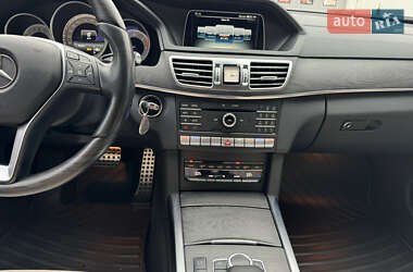 Седан Mercedes-Benz E-Class 2015 в  фото 15 Седан Mercedes-Benz E-Class 2015 в