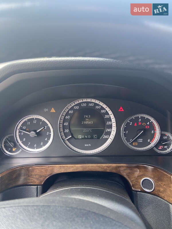 Универсал Mercedes-Benz E-Class 2010 в Виннице