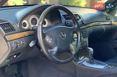 Седан Mercedes-Benz E-Class 2006 в 