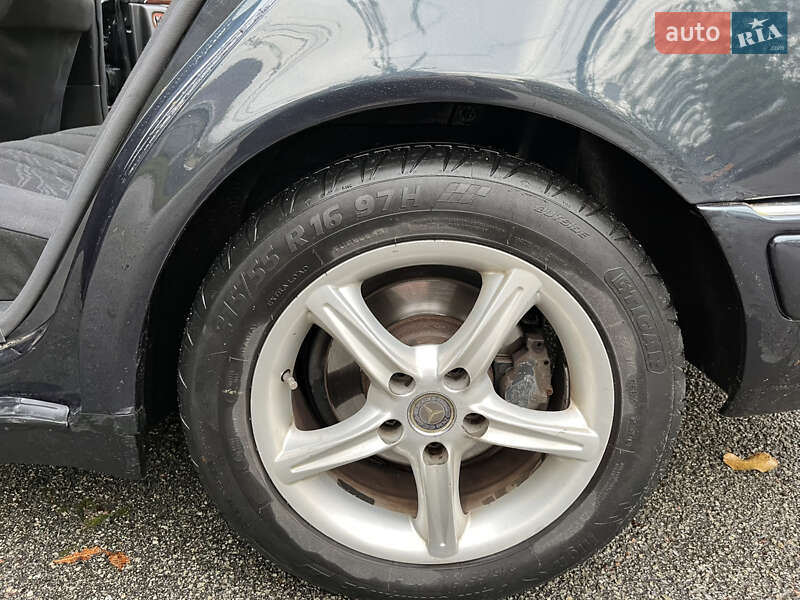 Седан Mercedes-Benz E-Class 1998 в Киеве