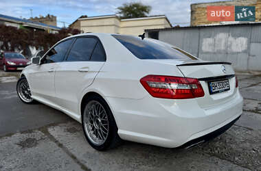 Седан Mercedes-Benz E-Class 2009 в 