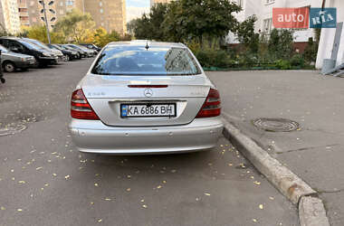 Седан Mercedes-Benz E-Class 2004 в 