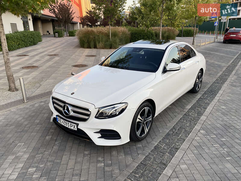 Седан Mercedes-Benz E-Class 2019 в Києві