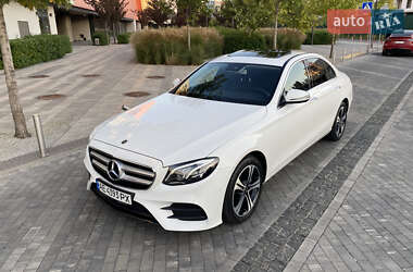 Седан Mercedes-Benz E-Class 2019 в 