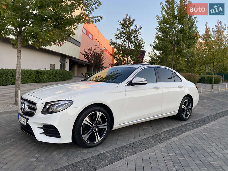 Седан Mercedes-Benz E-Class 2019 в Києві