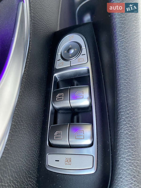 Седан Mercedes-Benz E-Class 2019 в Києві