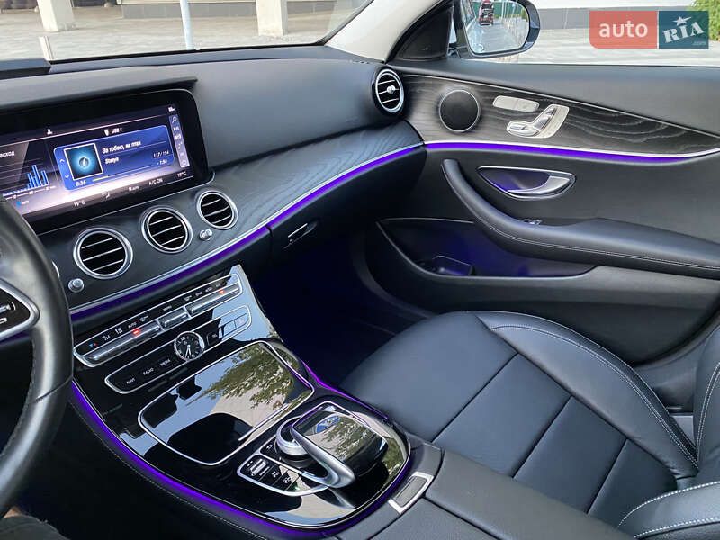 Седан Mercedes-Benz E-Class 2019 в Києві