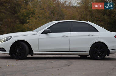 Седан Mercedes-Benz E-Class 2013 в 