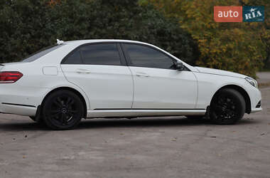 Седан Mercedes-Benz E-Class 2013 в 