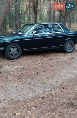 Купе Mercedes-Benz E-Class 1979 в 