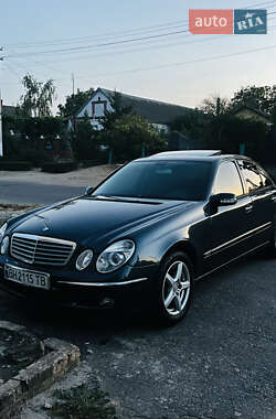 Седан Mercedes-Benz E-Class 2002 в Одессе
