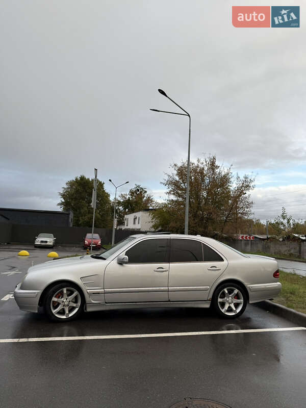 Седан Mercedes-Benz E-Class 2001 в Киеве фото 3 Седан Mercedes-Benz E-Class 2001 в Киеве