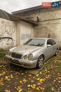 Седан Mercedes-Benz E-Class 2001 в Шостці