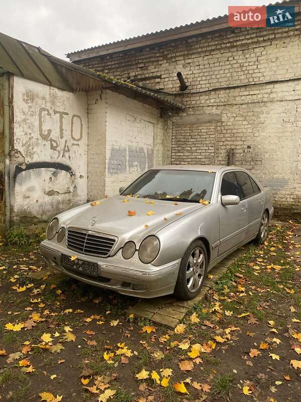 Седан Mercedes-Benz E-Class 2001 в Шостке