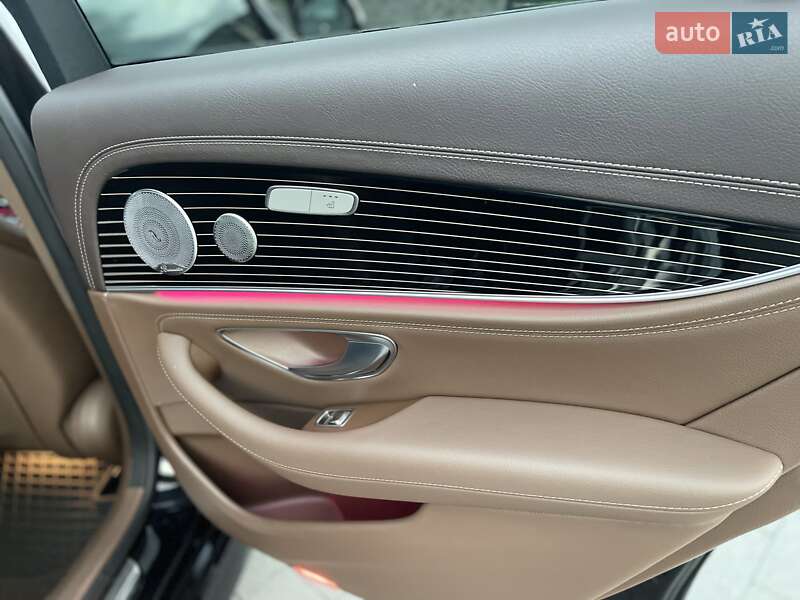 Седан Mercedes-Benz E-Class 2016 в Мукачево фото 49 Седан Mercedes-Benz E-Class 2016 в Мукачево