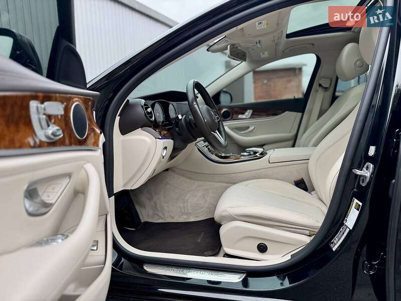 Седан Mercedes-Benz E-Class 2020 в Києві