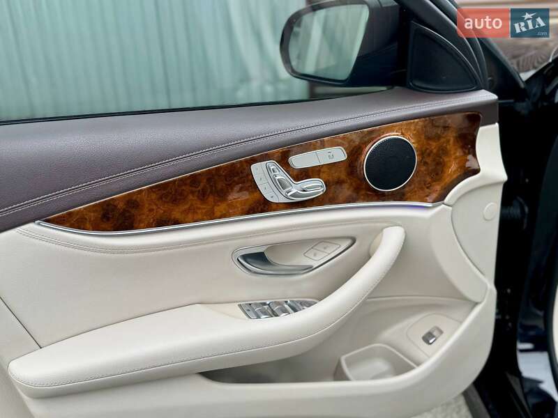 Седан Mercedes-Benz E-Class 2020 в Києві
