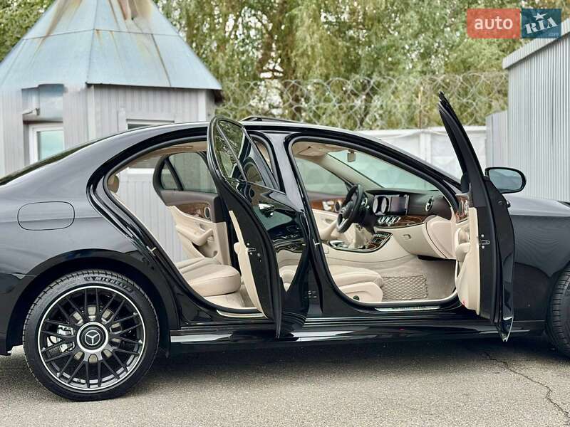 Седан Mercedes-Benz E-Class 2020 в Києві