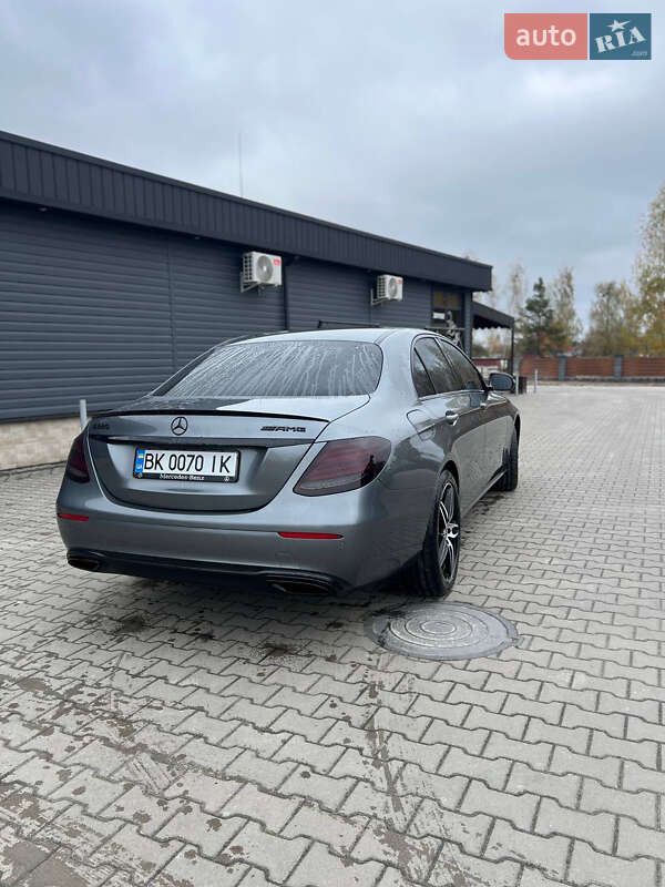 Седан Mercedes-Benz E-Class 2016 в Сарнах фото 5 Седан Mercedes-Benz E-Class 2016 в Сарнах